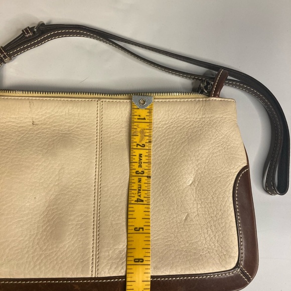 Dooney Bourke Tan Leather Pebbled Shoulder bag - Picture 3 of 8